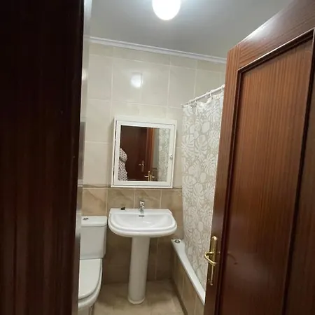 Impecable Vivienda Con Piscinas Y Amplia Terraza * Санта-Крус-де-Бесана
